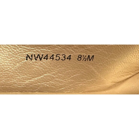 Stuart Weitzman size 8 1/2 M women leather Heels Pump Peep Toe shoe beige color - Picture 9 of 10